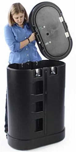 Oval Trade Show Case With Twist Latches & Wheels - Black -LuxeDisplay Shop scase01.ra2 preview
