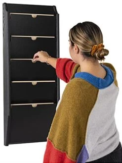 14”w Hanging File Holder, 5-Tiered, Wall Mount, HIPAA Compliant - Black -LuxeDisplay Shop wdhc36bk.ra5 preview