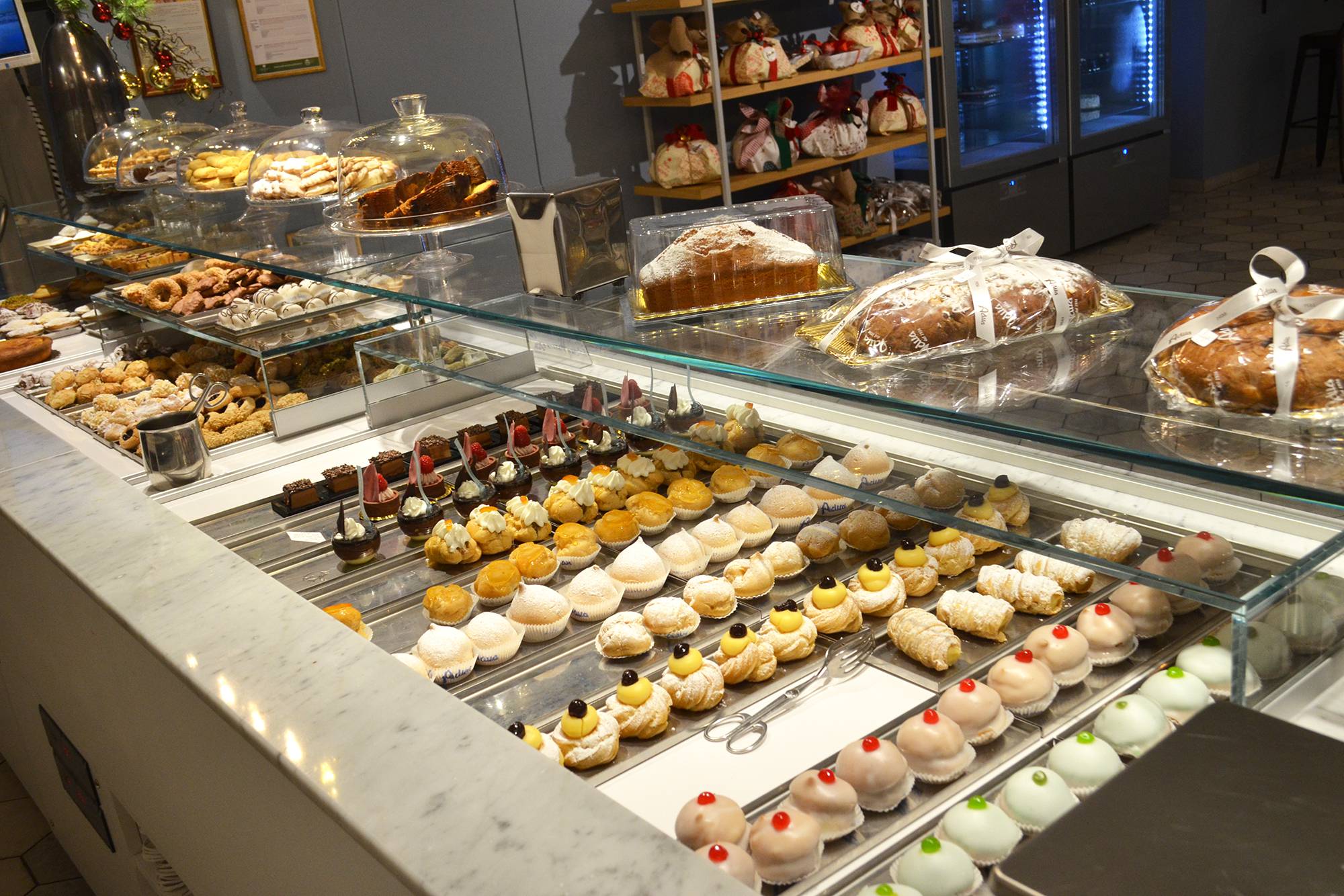 LuxeDisplay Shop 2 LuxeDisplay Shop -LuxeDisplay Shop Dolci tipici pugliesi